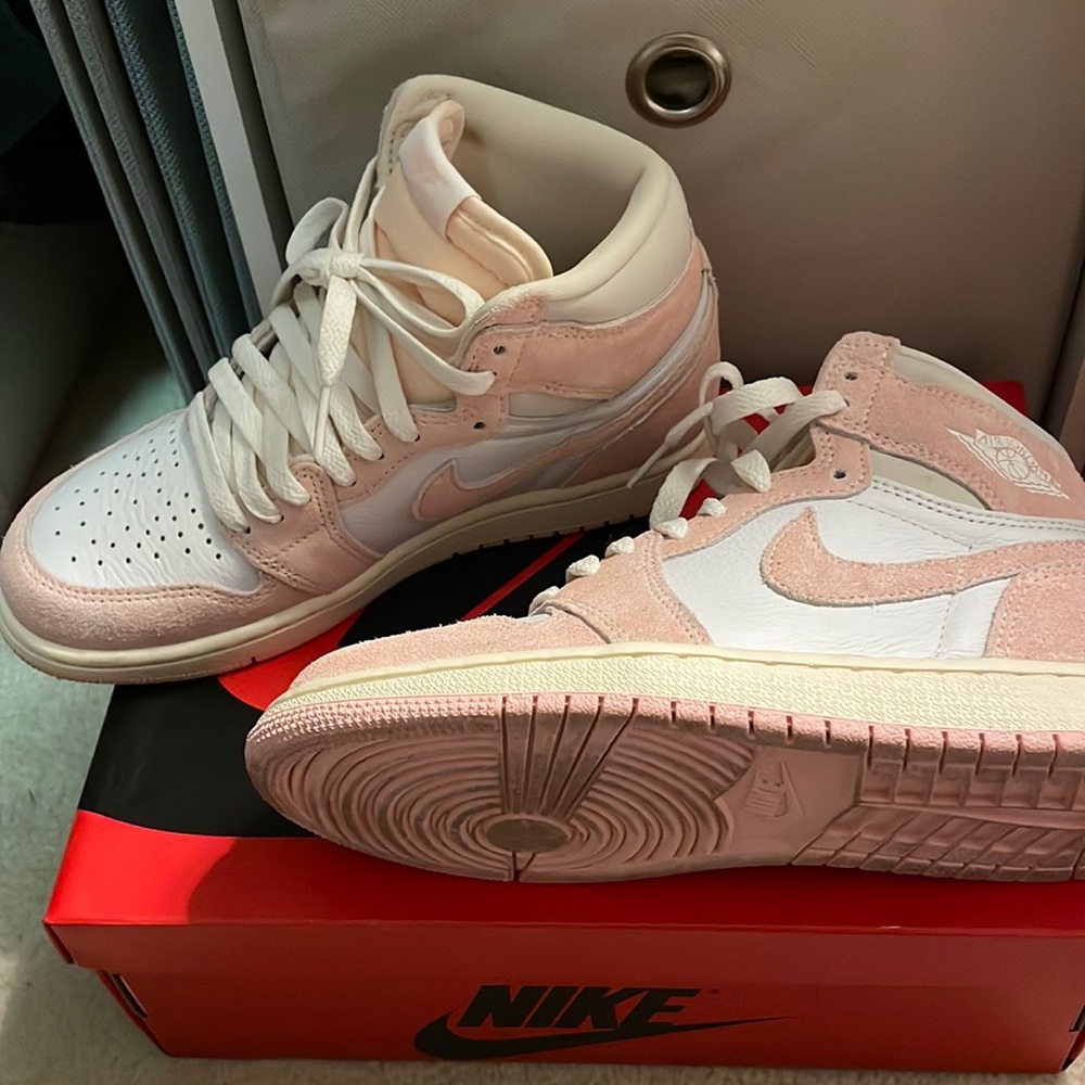 PINK JORDANS